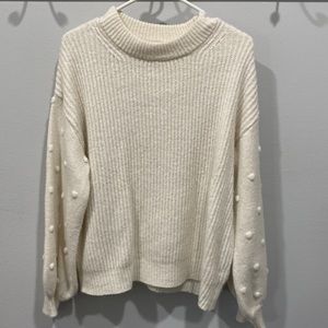 Magnolia Boutique large cream sweater
